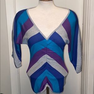 NET Buffalo V neck sweater